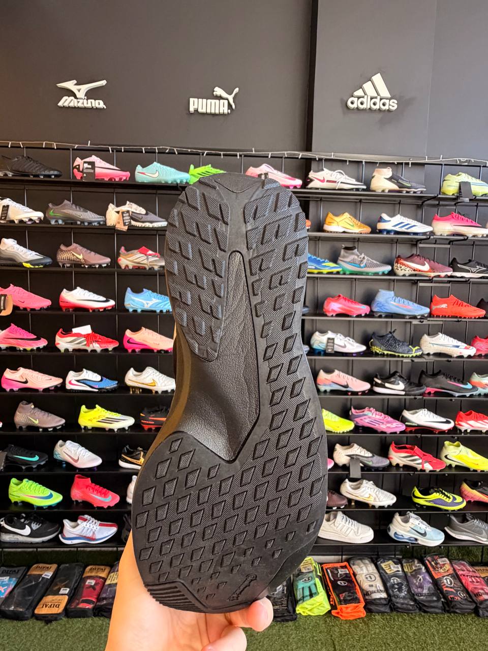 ADIDAS ADIZERO EVO SL - Image 4