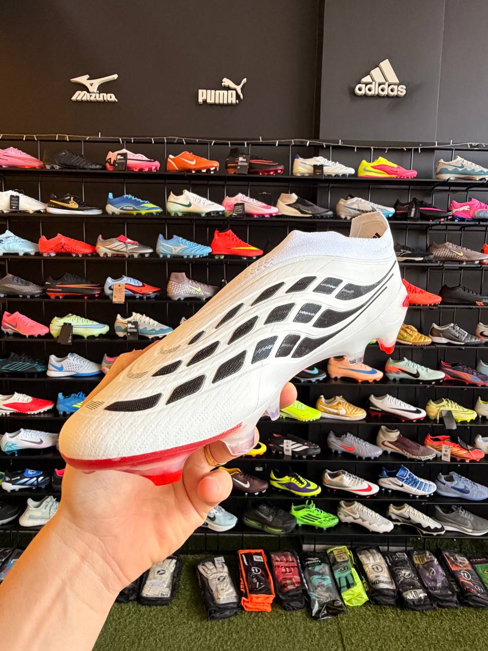 ADIDAS PREDATOR ELITE (FG) PRONTA ENTREGA - Image 2