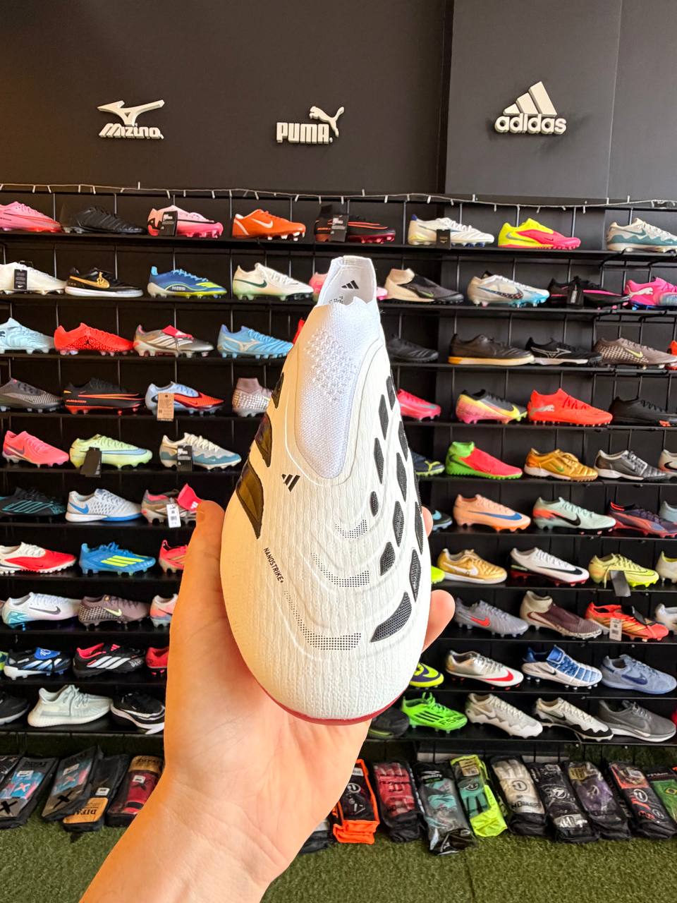 ADIDAS PREDATOR ELITE (FG) PRONTA ENTREGA - Image 3