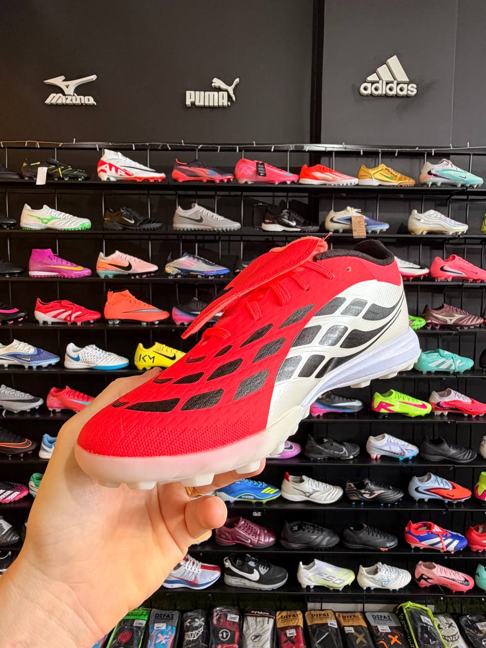 ADIDAS PREDATOR TF + BRINDES (PRONTA ENTREGA) - Image 2
