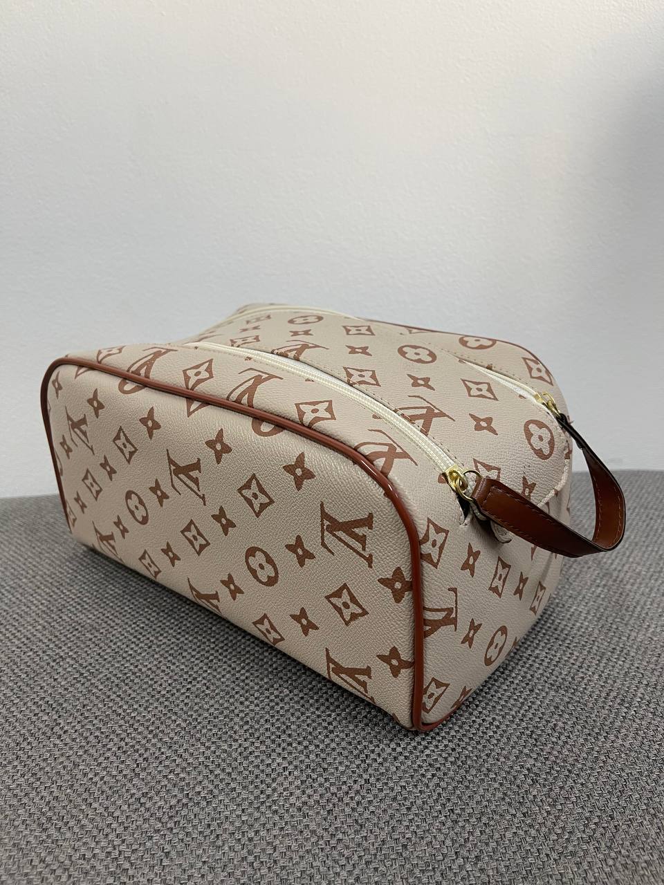 BOLSA NECESSARIE LV (PRONTA ENTREGA) - Image 5