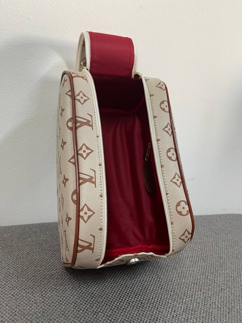 BOLSA NECESSARIE LV (PRONTA ENTREGA) - Image 6