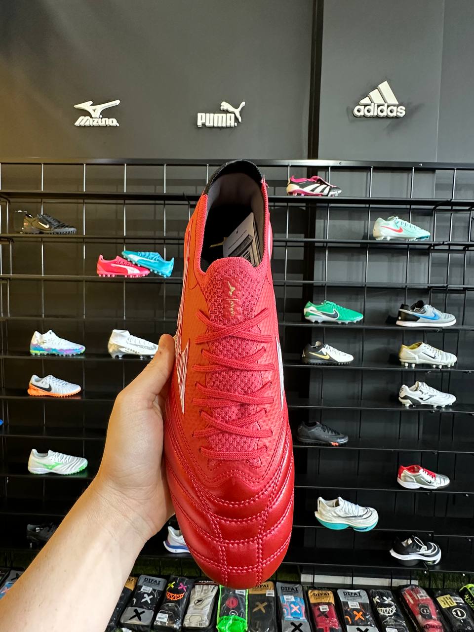 MIZUNO MORELIA FG + BRINDE (PRONTA ENTREGA) - Image 2
