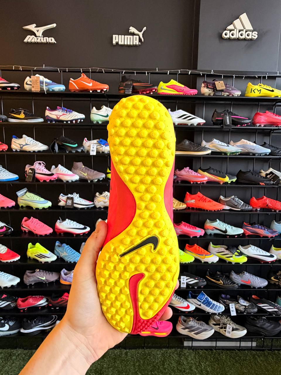 NIKE HYPERVENOM TF + BRINDE (PRONTA ENTREGA) - Image 4