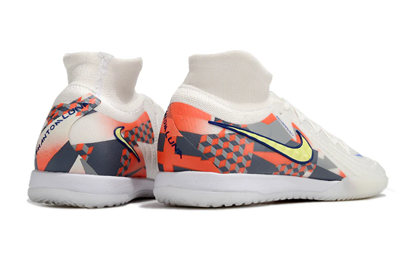 NIKE PHANTOM LUNA ELITE (IC) - Image 18