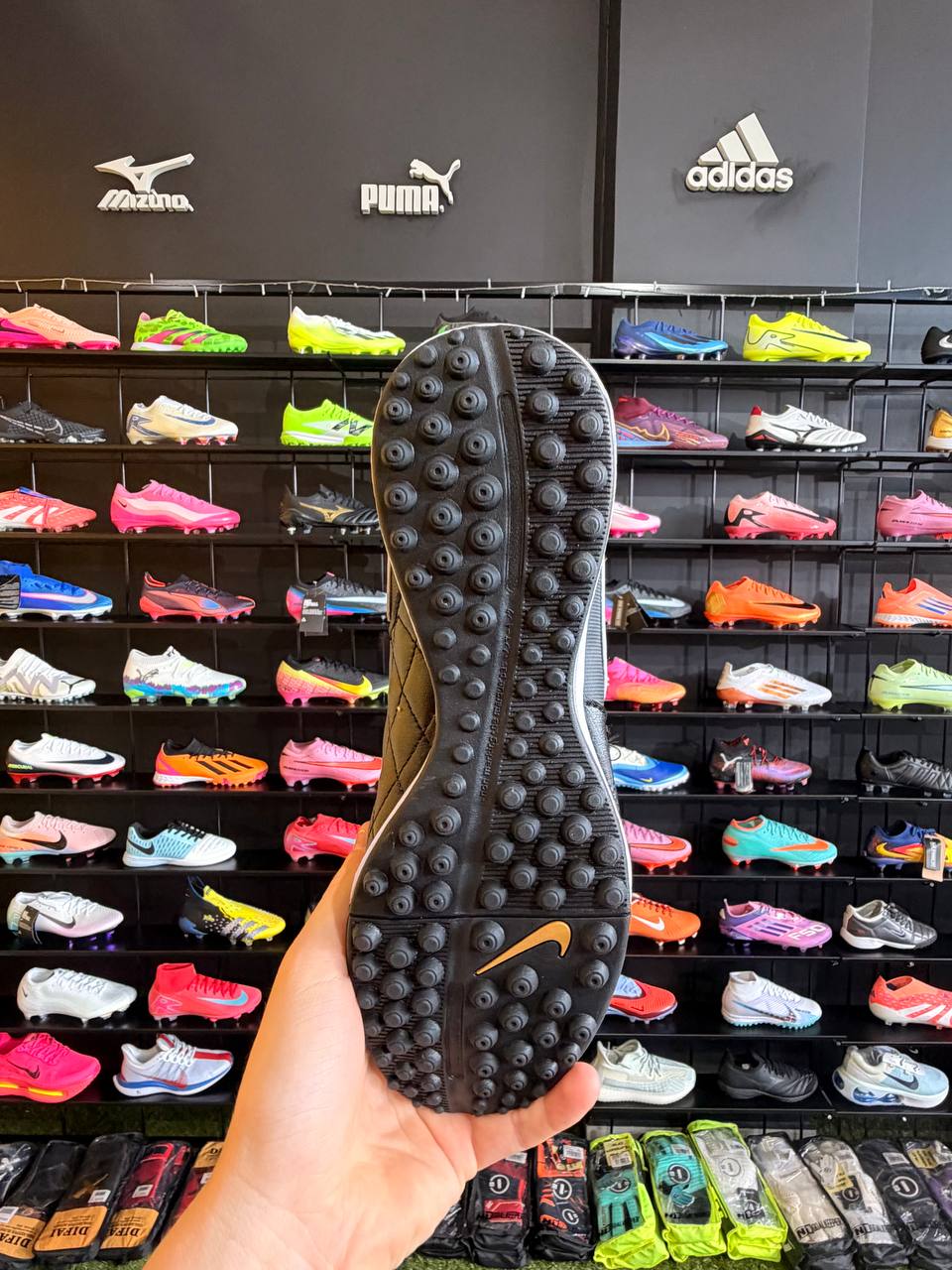NIKE TIEMPO LEGEND 10 ELITE (TF) PRONTA ENTREGA - Image 4