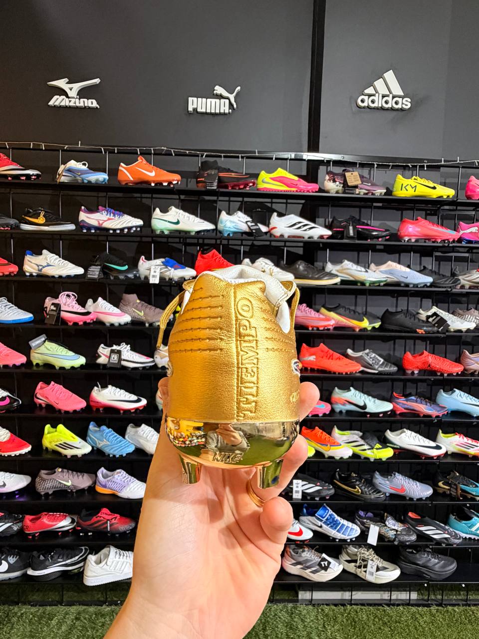 NIKE TIEMPO LEGEND R10 ELITE (FG) PRONTA ENTREGA - Image 4