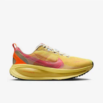 TÊNIS NIKE VOMERO 18