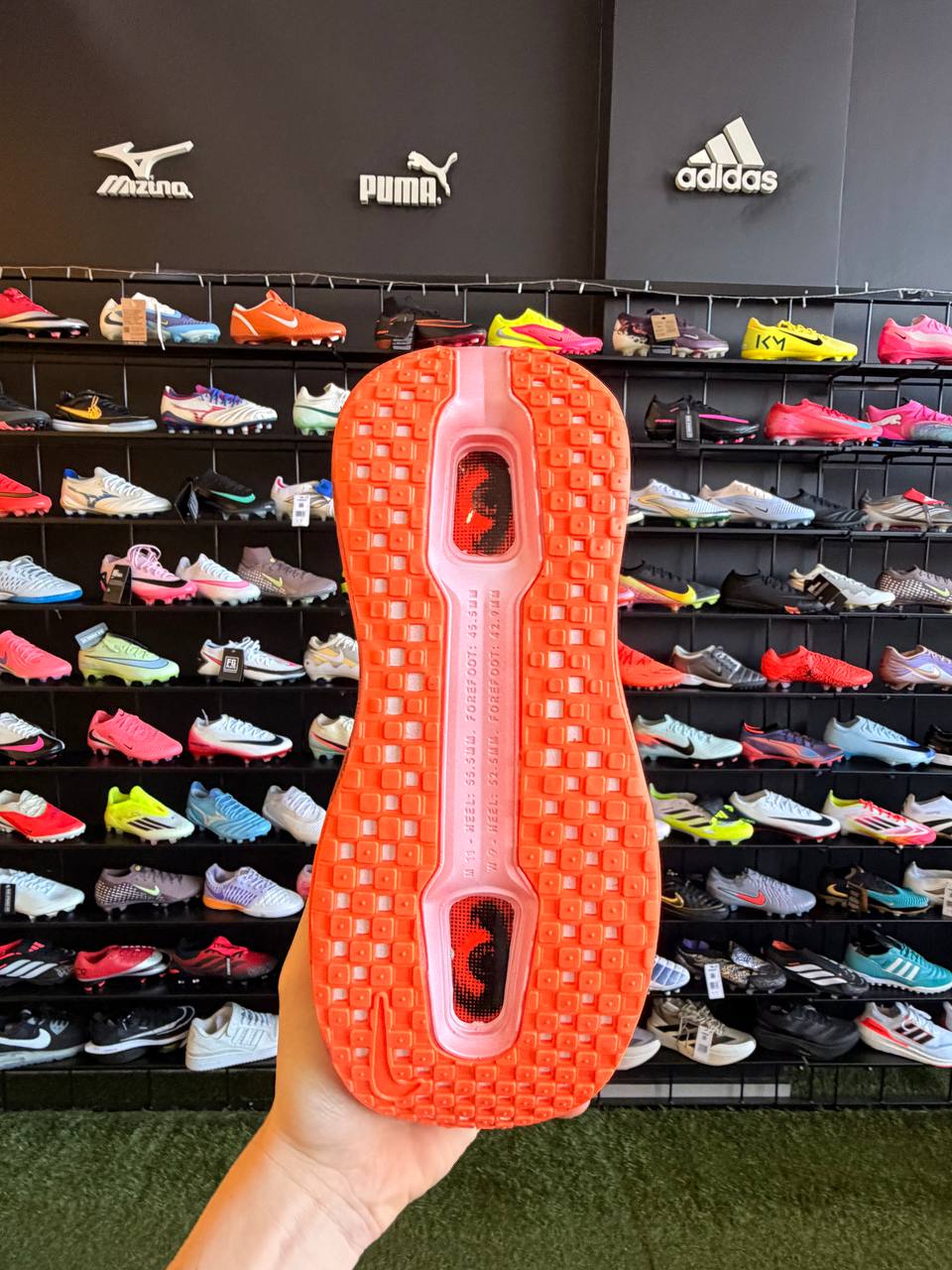 TENIS NIKE VOMERO PREMIUM (PRONTA ENTREGA) - Image 4