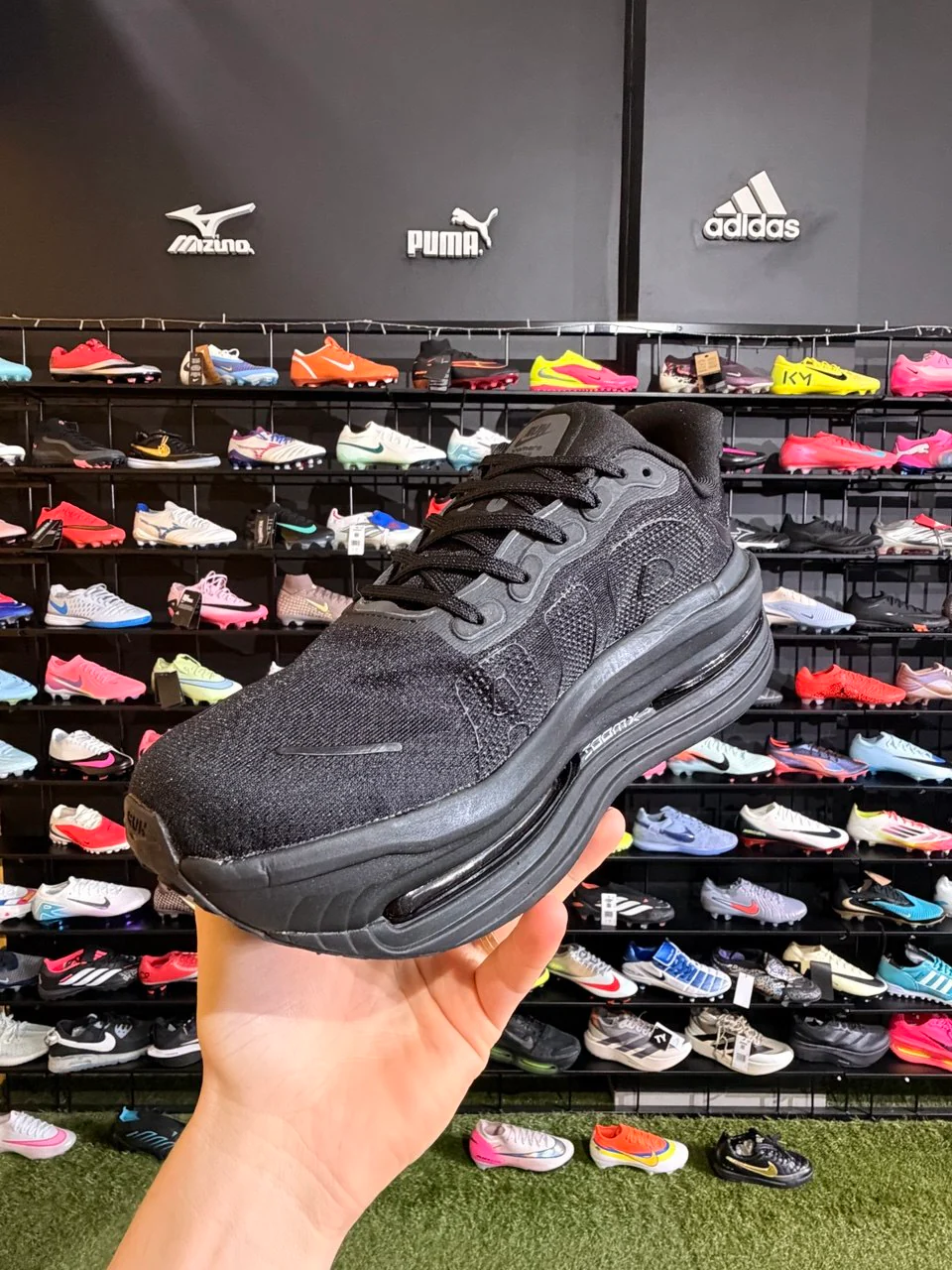 TENIS NIKE VOMERO PREMIUM (PRONTA ENTREGA) - Image 2