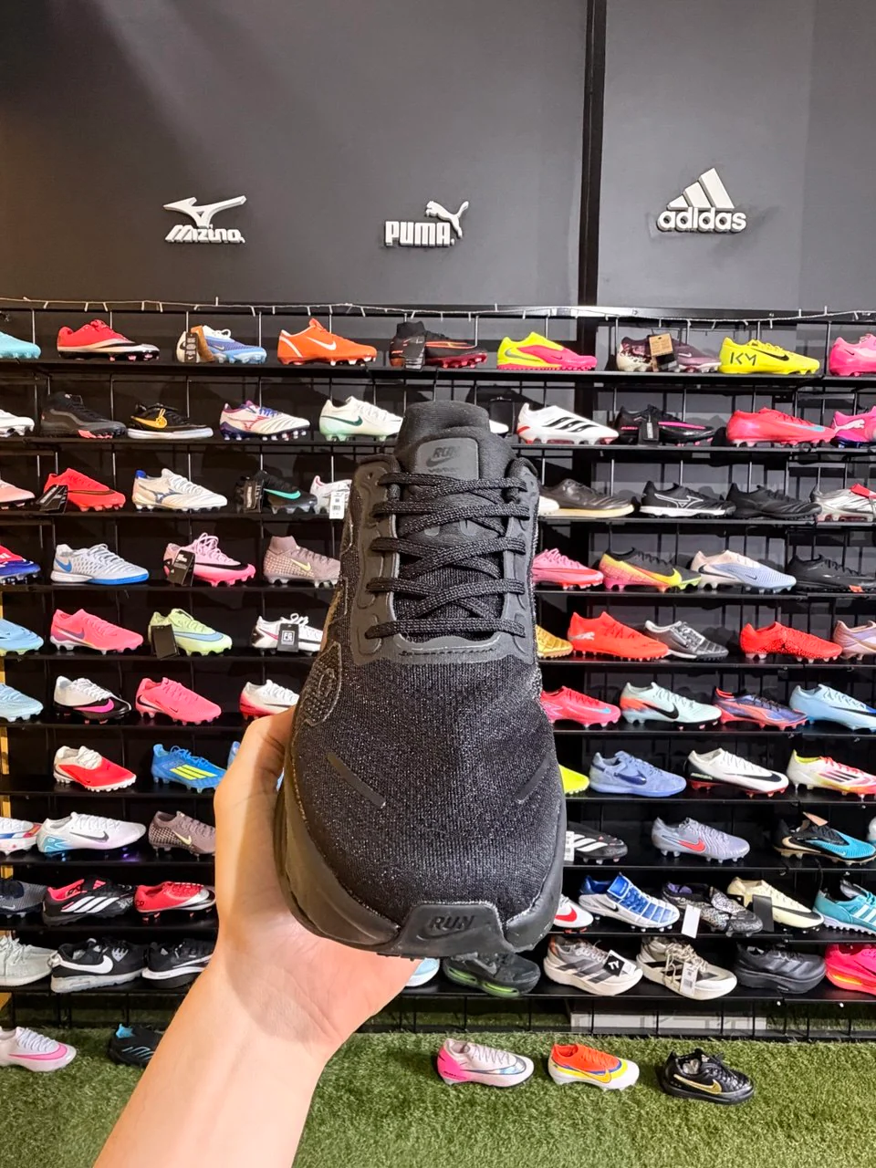 TENIS NIKE VOMERO PREMIUM (PRONTA ENTREGA) - Image 3