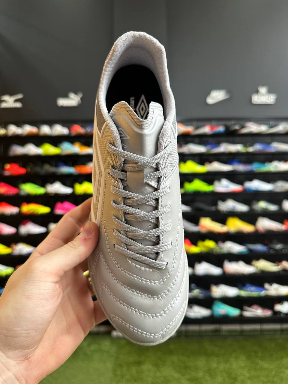 UMBRO ADAMANT MASTERCLASS PREMIER PRONTA ENTREGA - Image 3