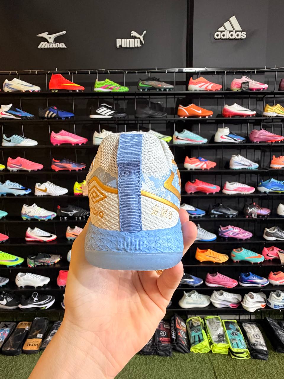 UMBRO PRO 5 BUMP KINTSUGI (IC) PRONTA ENTREGA - Image 5