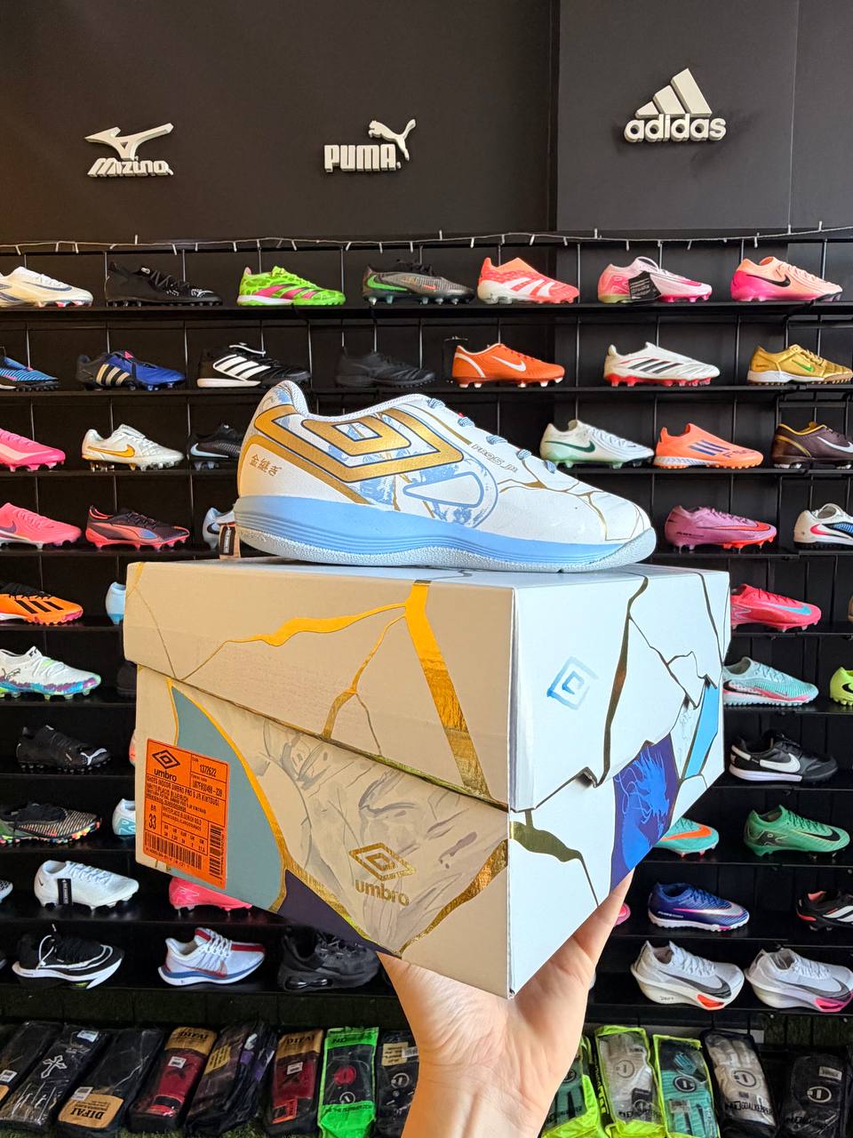 UMBRO PRO 5 JR KINTSUGI (IC) PRONTA ENTREGA - Image 6